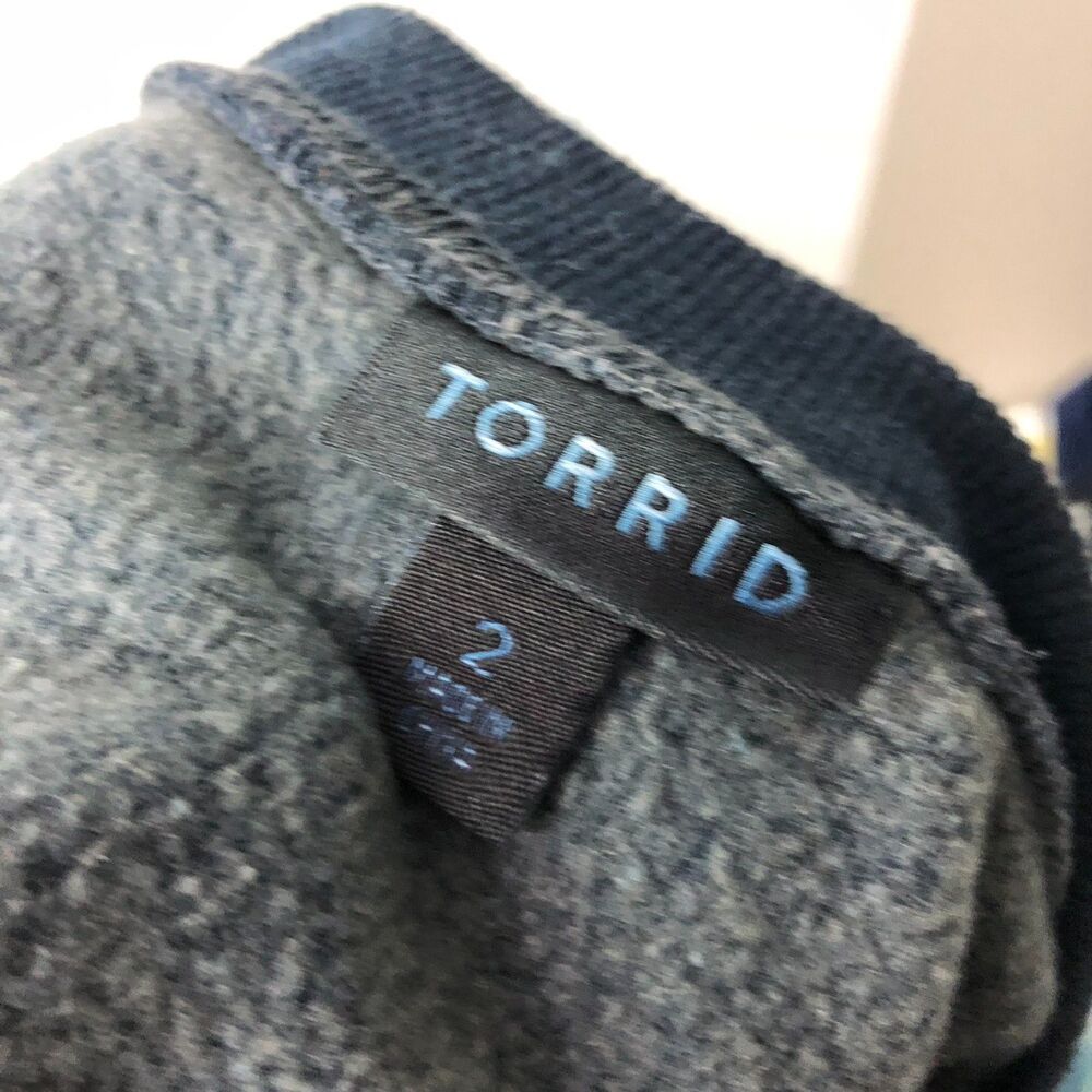 Torrid Women's 2X Relaxed Fleece Crew Neck Varsity Sweatshirt Long Sleeve - Picture 6 of 7